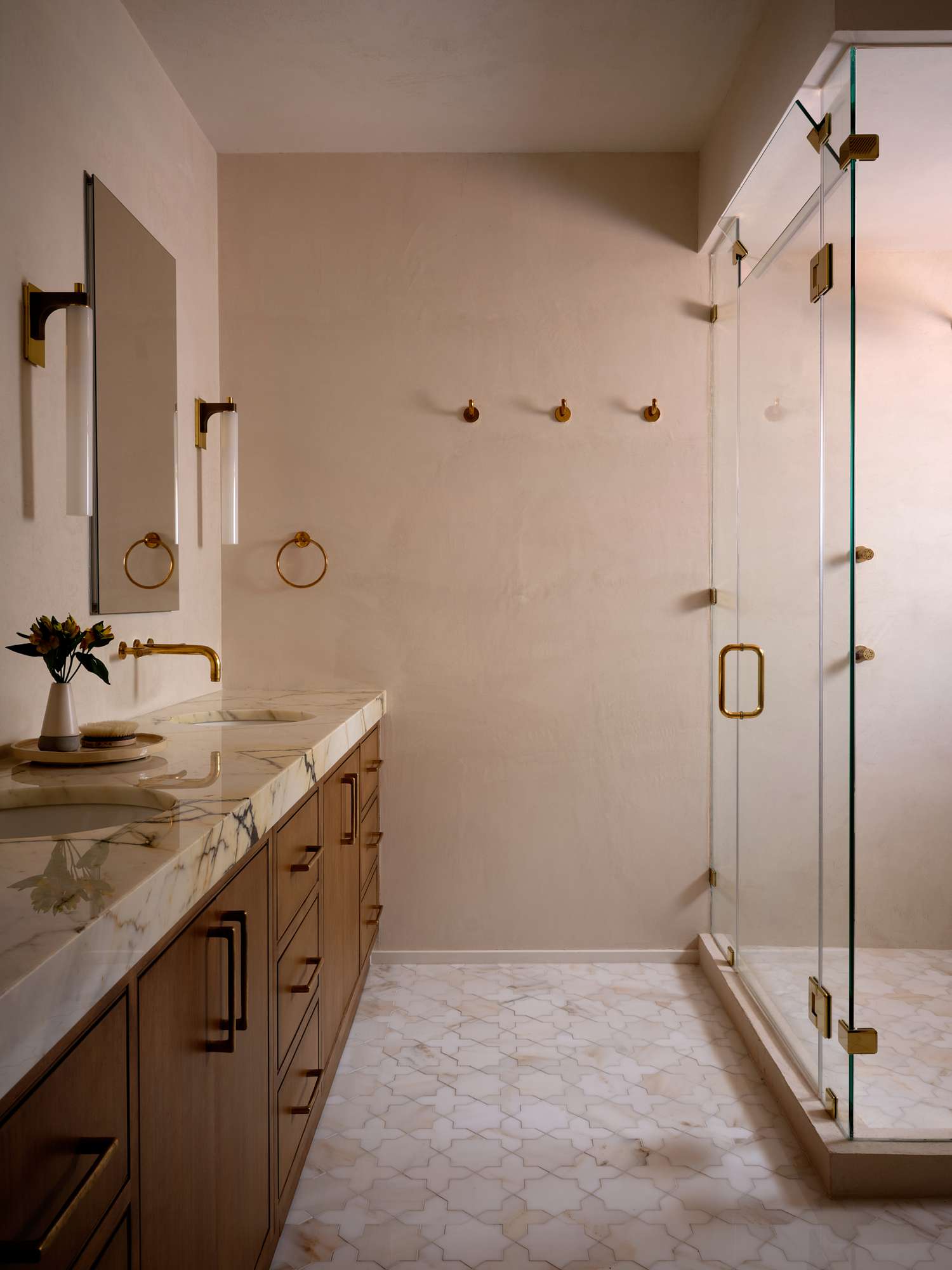 Luxury walk-in shower bathroom